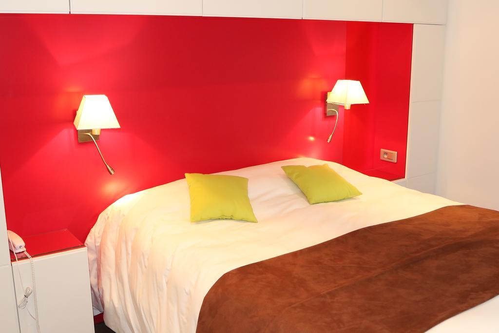 Les Colonnes Hotel Saint-Martin-de-Re Room photo