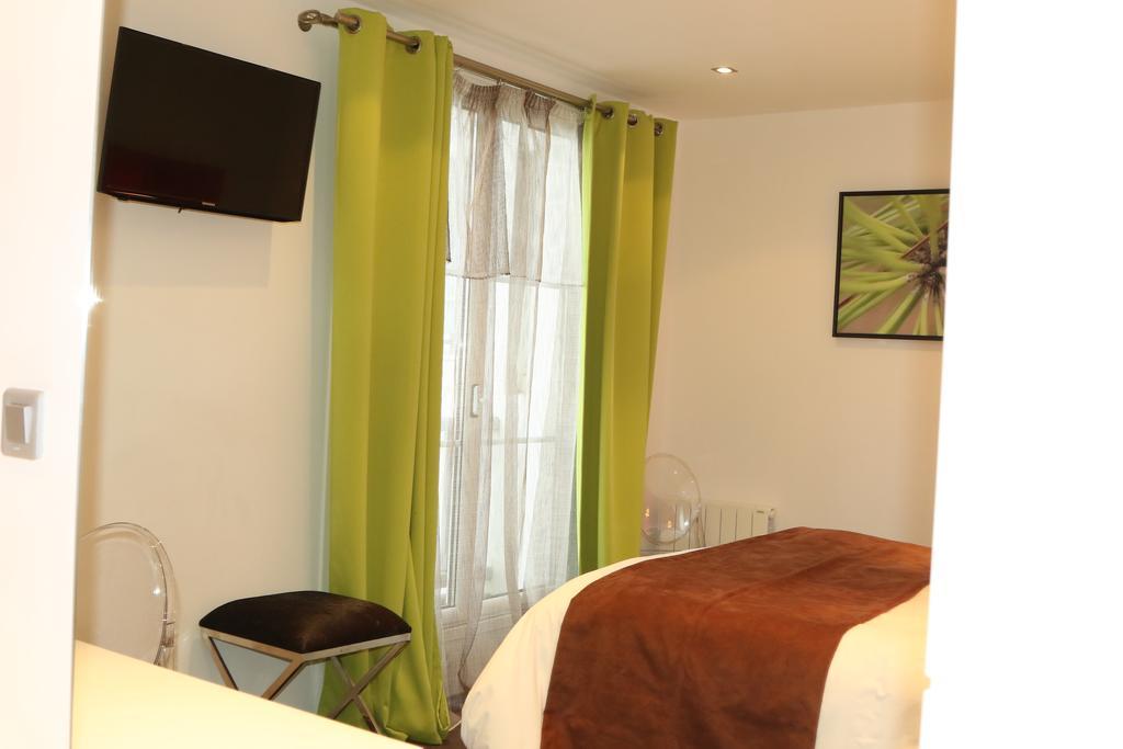 Les Colonnes Hotel Saint-Martin-de-Re Room photo